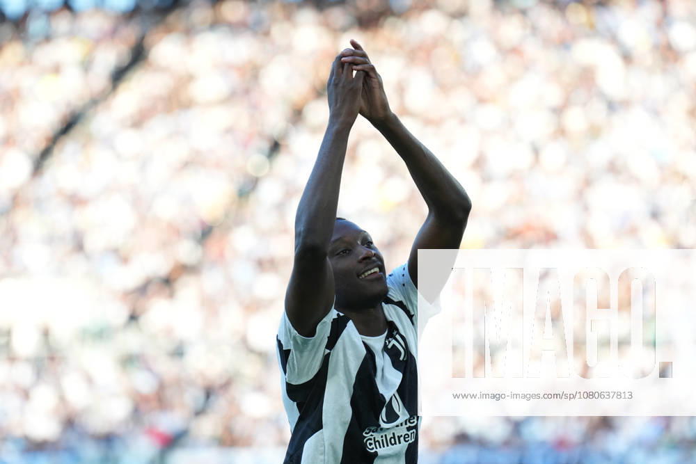 Juventus Randal Kolo Muani celebrates after scoring during the Serie A EniLive soccer match between Lazio and Juventus at the Rome s Olympic stadium, Italy - Saturday May 10, 2025 - Soccer ( Photo by Alfredo Falcone LaPresse )