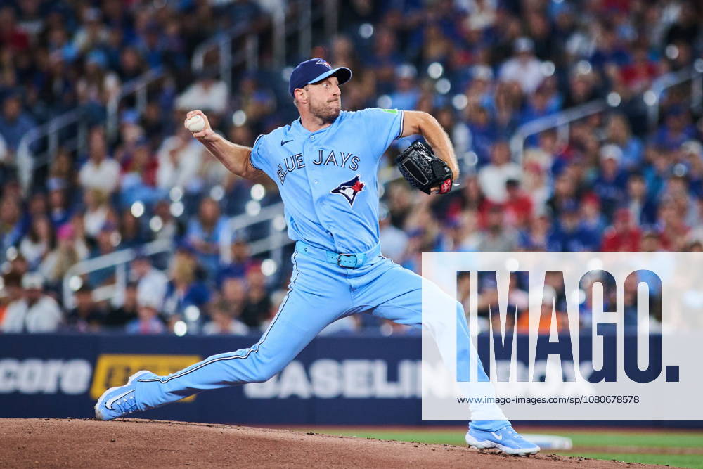 Toronto Blue Jays Max Scherzer (31) works against the St. Louis Cardinals during first inning MLB, Baseball Herren, USA baseball action in Toronto, on Sunday, Aug. 2, 2026. Canada News - August 2, 2026 - ZUMAc35_ 20260802_zaf_c35_114