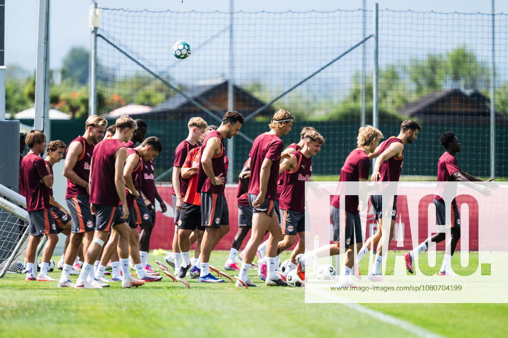 SOCCER - UEFA EL, RBS vs Pafos SALZBURG,AUSTRIA,05.AUG.26 - SOCCER - UEFA Europa League, qualification, Red Bull Salzburg vs Pafos FC, preview, training RBS. Image shows the team of Salzburg. GEPAxpictures Arellano
