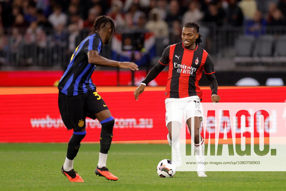 SOCCER AC MILAN INTER, Rafael Leao of AC Milan runs the ball during the AC Milan vs Inter Milan soccer exhibition match at Optus Stadium in Perth, Wednesday, August 5, 2026. ( NO ARCHIVING PERTH WESTERN AUSTRALIA AUSTRALIA