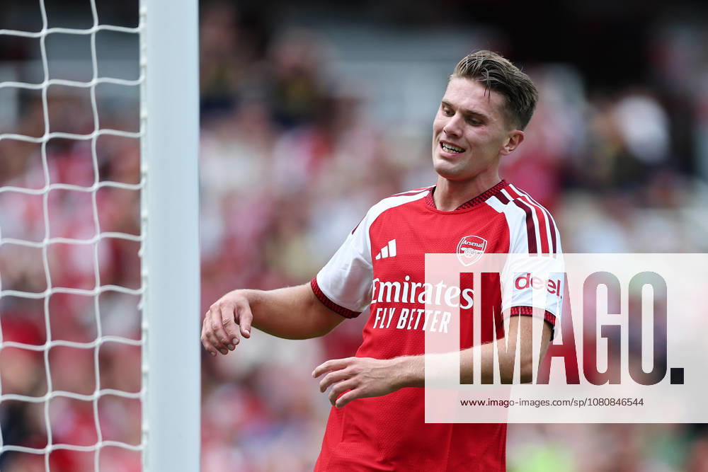 London, England, 9th August 2026. Viktor Gyokeres of Arsenal looks on dejected during the Arsenal vs Borussia Dortmund Pre Season Friendly match at the Emirates Stadium, London. Picture credit should read: David Klein Sportimage . SPI_DK_061_Arsenal_Dortmund SPI-4895-0060