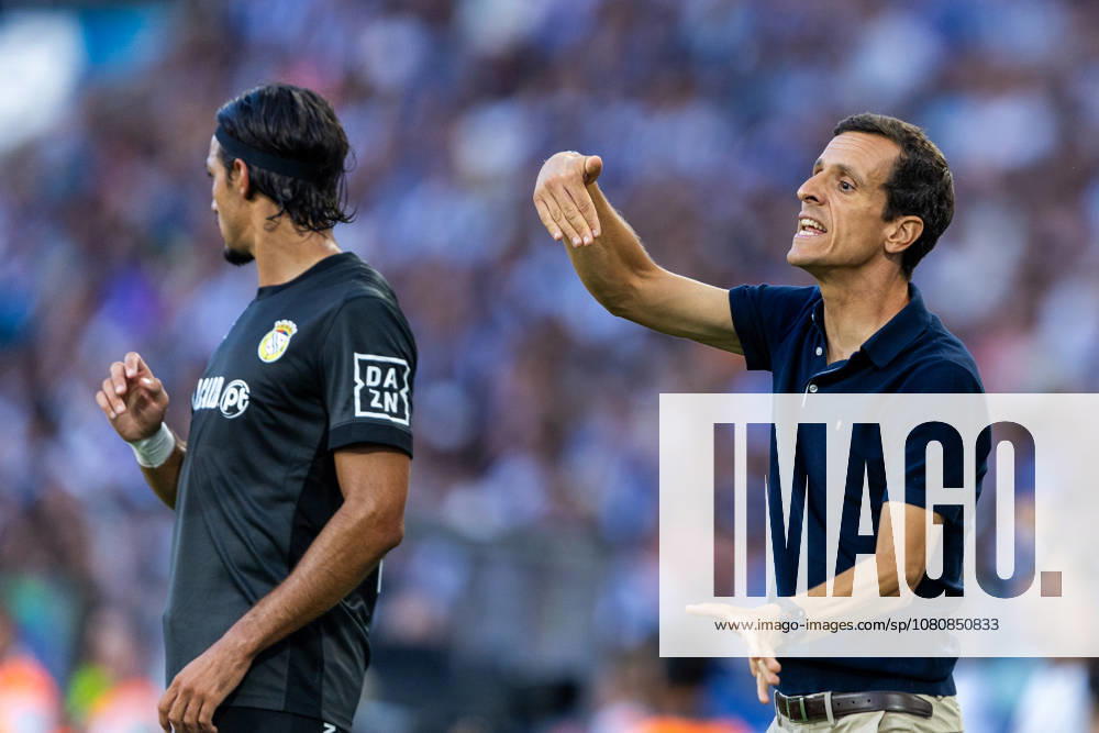 FC Porto v FC Alverca - Liga Portugal Betclic 2026 27 Sergio Ferreira, head coach of FC Alverca, is seen on the sidelines during the FC Porto versus FC Alverca match for the Liga Portugal Betclic 2026 27 season at Estadio do Dragao in Porto, Portugal, on August 9, 2026. Porto Porto Portugal