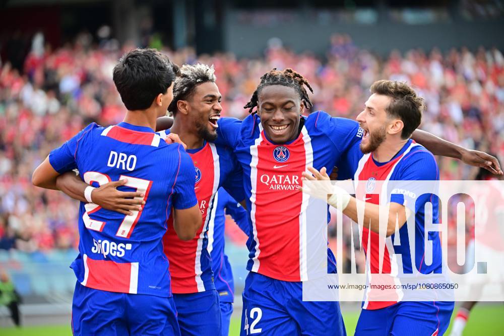 Dro Fernandez, Mbaye Ibrahim Boly, David Kvaratskhelia, Khvicha FRIENDLY SOCCER MATCH 2026 PSG vs. MANCHESTER UNITED 1–1 ULLEVI STADIUM, GOTHENBURG, SWEDEN, August 8, 2026, Jean B. AutissierAPTISTE 1–0 Mbaye Ibrahim Gothenburg Ullevaal Stadium Sweden GermanyxJapanxUKxFrancexBelgiumxOUT