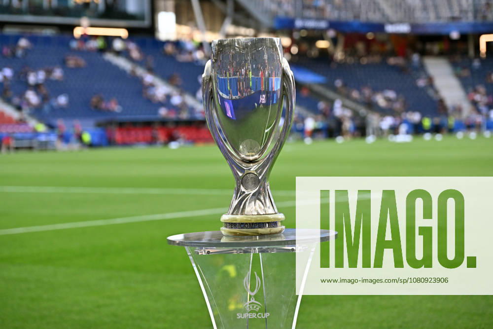 Paris Saint-Germain v Aston Villa - UEFA Super Cup SALZBURG, AUSTRIA - AUGUST 12: The UEFA Super Cup trophy is displayed at Salzburg Stadium ahead of the UEFA Super Cup match between Paris Saint-Germain and Aston Villa in Salzburg, Austria, on August 12, 2026. Isa Terli Anadolu Salzburg Austria. Editorial use only. Please get in touch for any other usage.
