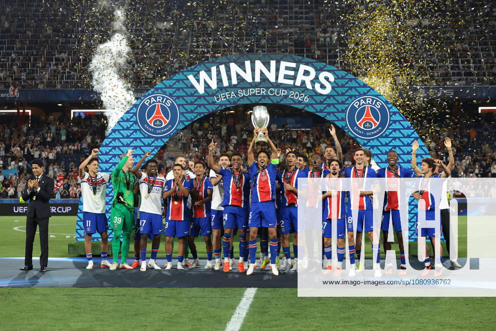 Paris Saint Germain v Aston Villa - UEFA Super Cup - Stadio Salzburg Salzburg, Austria, 12th August 2026. Paris Saint-Germain players; Marquinhos, Achraf Hakimi, Lucas Beraldo, Illia Zabarnyi, Khvicha Kvaratskhelia, Fabian Ruiz, Ousmane Dembele, Maghnes Akliouche, Lucas Digne, Desire Doue, Vitinha, Lucas Hernandez, Senny Mayulu, Nuno Mendes, Dro Fernandez, Bradley Barcola, Warren Zaire-Emery, Quentin Ndjantou Mbitcha, Ibrahim Mbaye, Willian Pacho and Joao Neves and Head Coach Luis Enrique and Nasser Al-Khelaifi President of PSG celebrate with the trophy following the 2-1 victory in the Paris Saint Germain vs Aston Villa UEFA Super Cup match at Stadion Salzburg, Salzburg. Picture credit should read: Jonathan Moscrop Salzburg Stadion Salzburg Austria