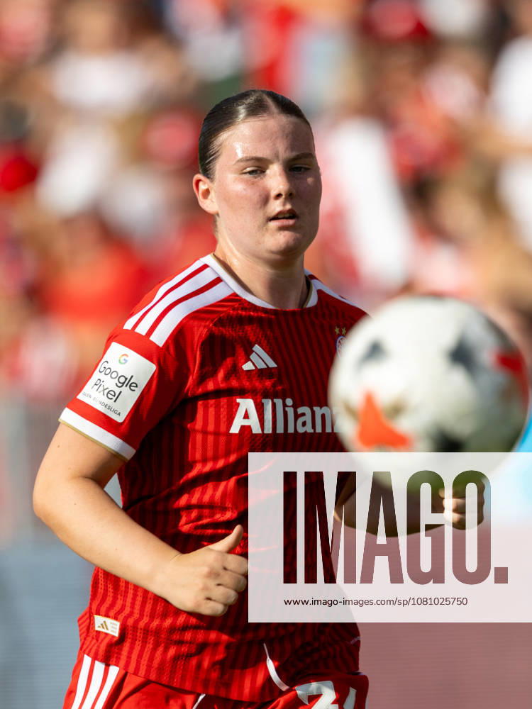 Bayern s No. 36 Laura DAFINGER Women s Soccer, Bayern Paris 2–0 Women s Soccer, FC Bayern Munich Women vs. Paris FC, Friendly Match, Preseason Match for the 2026–2027 Season, on August 9, 2026, in Unterhaching, S P O R T P A R K U N T E R H A C H I N G, Germany Source Copyright Credit Oryk HAIST xFUSSBALL-FCBFx