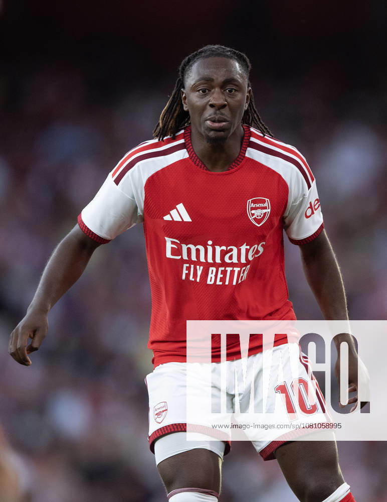 Arsenal FC v Como Calcio - Pre-Season Friendly LONDON, ENGLAND - AUGUST 12: Eberechi Eze of Arsenal during the pre-season friendly match between Arsenal FC and Como Calcio at Emirates Stadium on August 12, 2026 in London, United Kingdom. London Emirates Stadium England United Kingdom