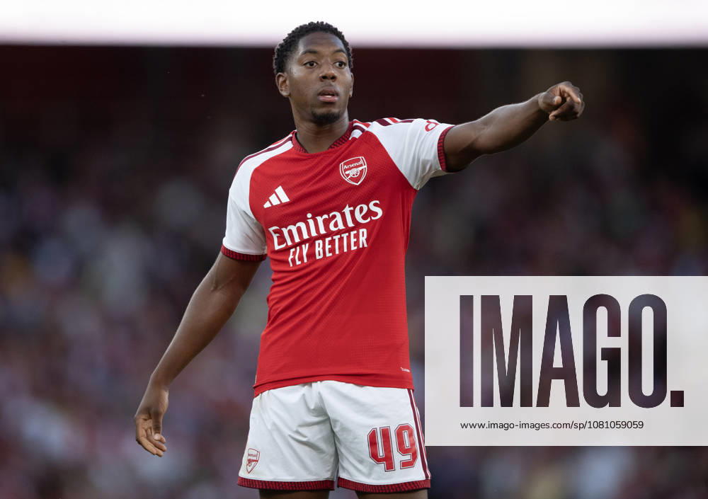 Arsenal FC v Como Calcio - Pre-Season Friendly LONDON, ENGLAND - AUGUST 12: Myles Lewis-Skelly of Arsenal during the pre-season friendly match between Arsenal FC and Como Calcio at Emirates Stadium on August 12, 2026 in London, United Kingdom. London Emirates Stadium England United Kingdom