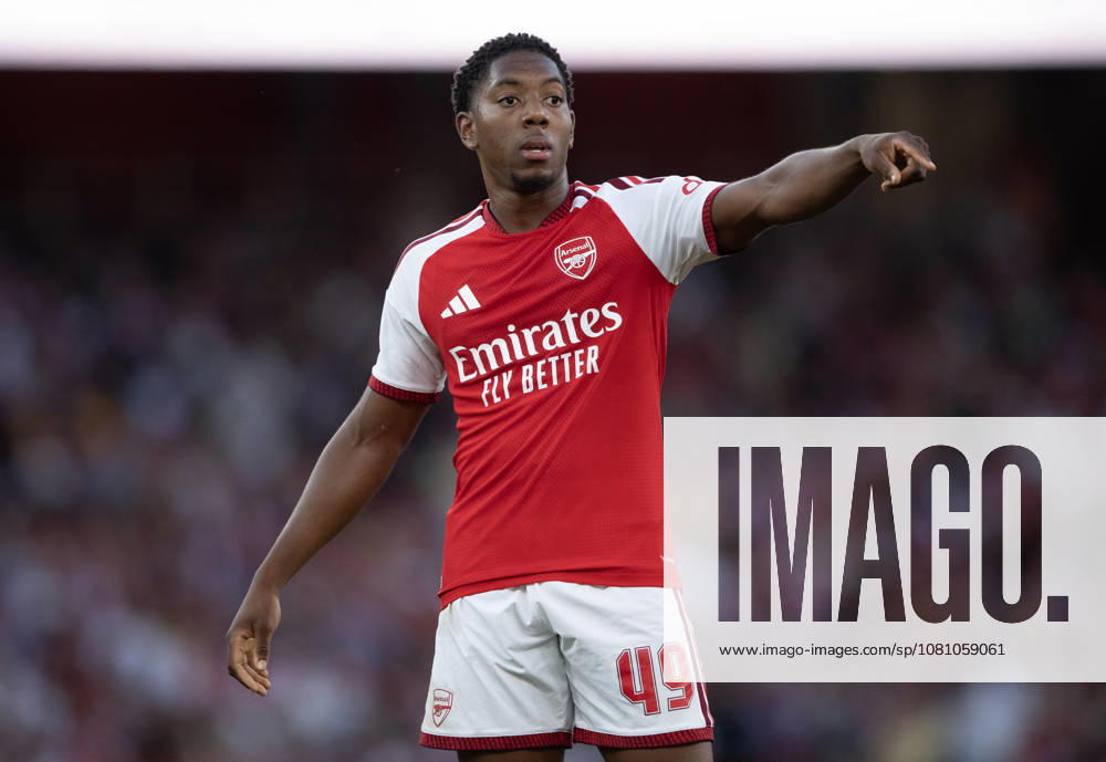 Arsenal FC v Como Calcio - Pre-Season Friendly LONDON, ENGLAND - AUGUST 12: Myles Lewis-Skelly of Arsenal during the pre-season friendly match between Arsenal FC and Como Calcio at Emirates Stadium on August 12, 2026 in London, United Kingdom. London Emirates Stadium England United Kingdom
