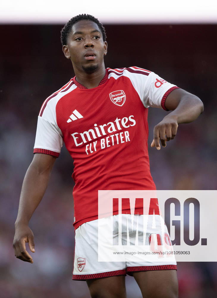 Arsenal FC v Como Calcio - Pre-Season Friendly LONDON, ENGLAND - AUGUST 12: Myles Lewis-Skelly of Arsenal during the pre-season friendly match between Arsenal FC and Como Calcio at Emirates Stadium on August 12, 2026 in London, United Kingdom. London Emirates Stadium England United Kingdom