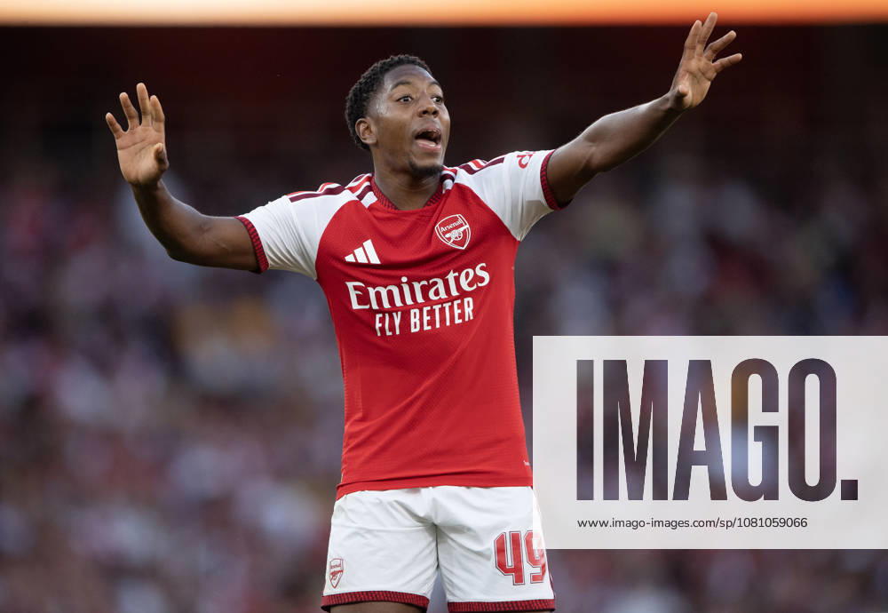 Arsenal FC v Como Calcio - Pre-Season Friendly LONDON, ENGLAND - AUGUST 12: Myles Lewis-Skelly of Arsenal during the pre-season friendly match between Arsenal FC and Como Calcio at Emirates Stadium on August 12, 2026 in London, United Kingdom. London Emirates Stadium England United Kingdom