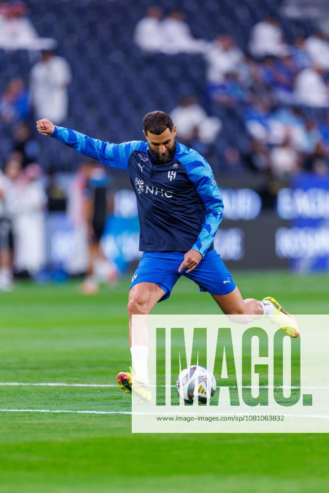 Al Hilal v Al Faisaly: Saudi Pro League RIYADH, SAUDI ARABIA - AUGUST 14: Karim Benzema of team Al Hilal FC warms up during the Saudi Pro League game between Al Hilal and Al Faisaly at Kingdom Arena on August 14, 2026 in Riyadh, Saudi Arabia. (Photo by Abdullah Ahmed IMAGO) Riyadh Kingdom Arena Saudi Arabia