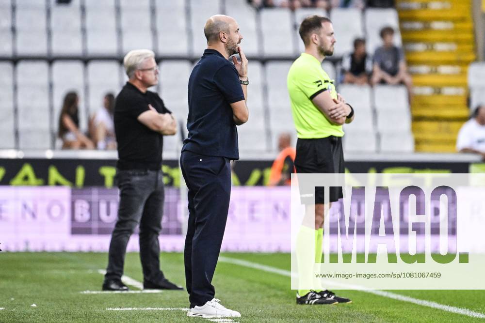 STVV s head coach Frederic De Meyer pictured during a soccer match between Cercle Brugge and STVV, Friday 14 August 2026 in Brugge, on day 2 of the 2026-2027 Jupiler Pro League first division of the Belgian championship. TOM GOYVAERTS TomxGoyvaerts x183381890x
