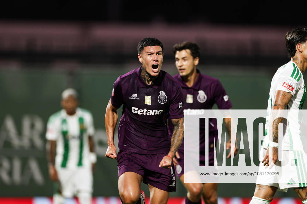 VILA DO CONDE, PORTUGAL - AUGUST 15: Nehuen Perez of FC Porto celebrates goal during the Liga Portugal Betclic 2026 27 match between Rio Ave and FC Porto at Estadio dos Arcos on August 15, 2026 in Vila do Conde, Portugal. Vila Do Conde Portugal - ZUMAe141 20260815_zsp_e141_025