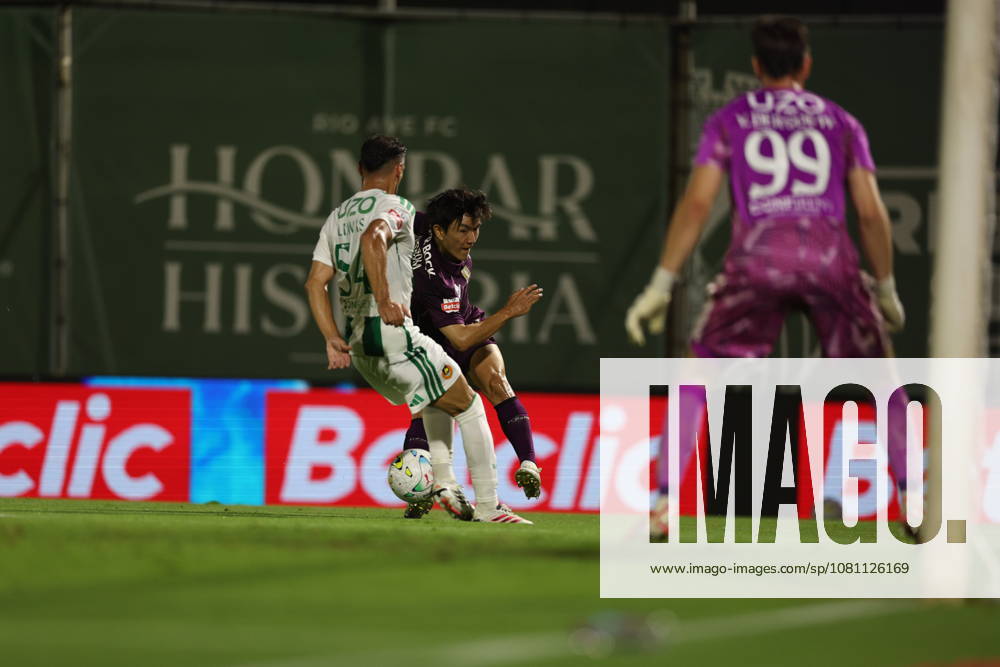 VILA DO CONDE, PORTUGAL - AUGUST 15: Hwang In-beom of FC Porto in action during the Liga Portugal Betclic 2026 27 match between Rio Ave and FC Porto at Estadio dos Arcos on August 15, 2026 in Vila do Conde, Portugal. Vila Do Conde Portugal - ZUMAe141 20260815_zsp_e141_060