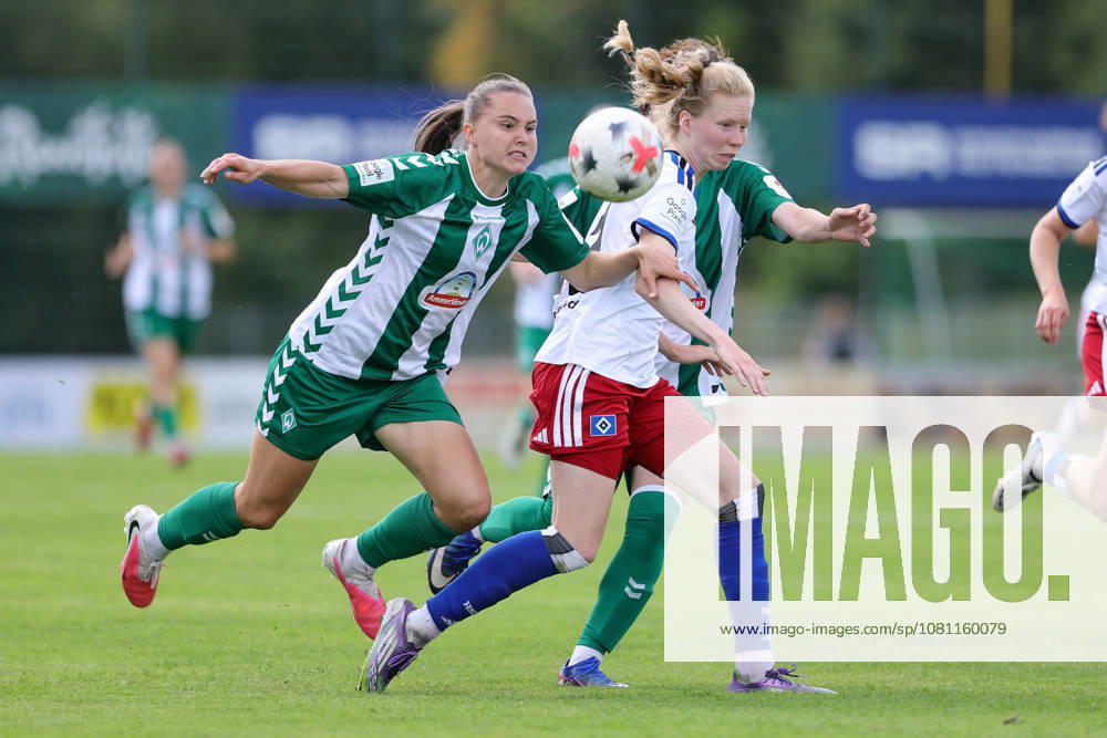 From left: Lilli Purtscheller (SV Werder Bremen), 7, and Jaqueline Dönges (Hamburger SV, HSV), 21, in a one-on-one battle, duel, dynamic play, action, game scene, August 16, 2026, Rotenburg Wümme, Germany, soccer, women’s friendly match, SV Werder Bremen vs. Hamburger SV