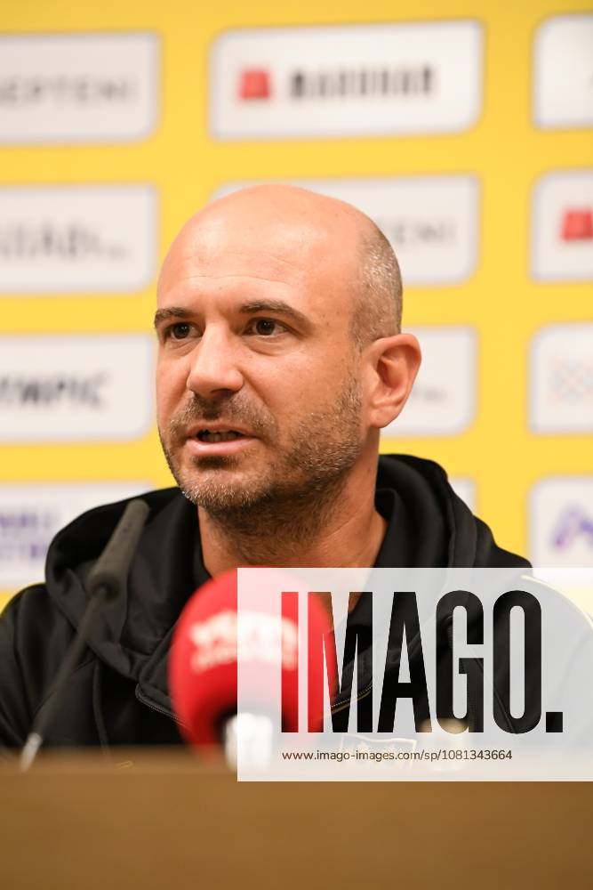 STVV s head coach Frederic De Meyer pictured during a press conference, PK, Pressekonferenz of Belgian soccer team Sint-Truidense V.V., Wednesday 19 August 2026 in Sint-Truiden, in preparations of the first leg of the play-off round for the UEFA Europa League league phase, against Cypriot team AC Omonoia Nicosia. JILLxDELSAUX x183765085x