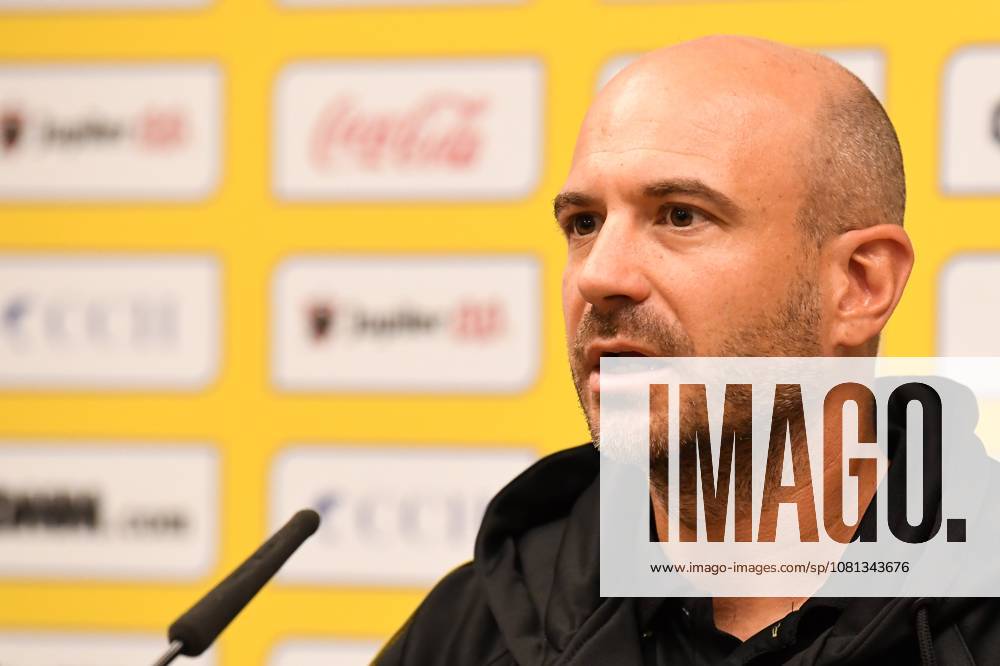 STVV s head coach Frederic De Meyer pictured during a press conference, PK, Pressekonferenz of Belgian soccer team Sint-Truidense V.V., Wednesday 19 August 2026 in Sint-Truiden, in preparations of the first leg of the play-off round for the UEFA Europa League league phase, against Cypriot team AC Omonoia Nicosia. JILLxDELSAUX x183765023x