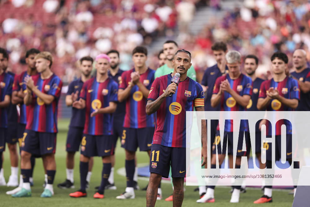 Raphinha of FC Barcelona, Barca speak to fans during the Joan Gamper Trophy, football match played between FC Barcelona and Al-Ahly FC at Spotify Camp Nou stadium on August 19, 2026 in Barcelona, Spain. Barcelona SPAIN - ZUMAa181 20260819_zaa_a181_006