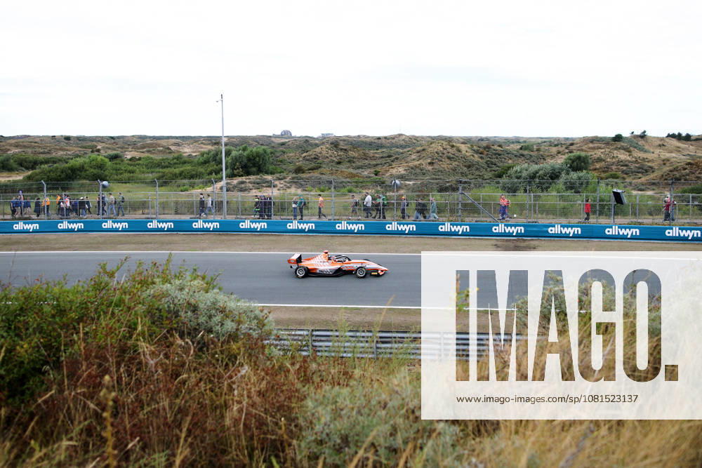 AUTO - F1 ACADEMY 2026 - ZANDVOORT 04 BRUCE Megan (gbr), Campos Racing supported by Tag Heuer, Tatuus F4-T421, action during the 4th round of the 2026 F1 Academy from August 21 to 23, 2026 on the Zandvoort Circuit, in Zandvoort, Netherlands - ZandvoortNetherlands