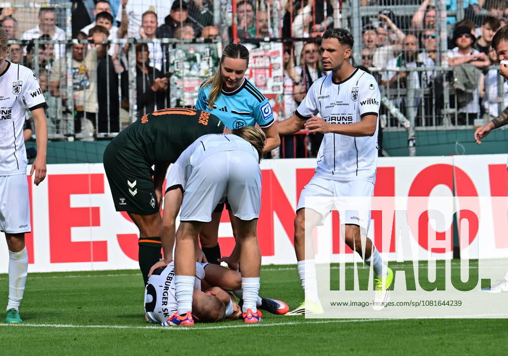 German Soccer, Men, DFB Cup, 1st Round, 2026–2027 Season, Hamburg, Lüneburger SK vs. Werder Bremen: Niclas Füllkrug (Werder, No. 10) fouls Marian Kunze (Lüneburg, No. 10) and receives a yellow card. DFB and DFL regulations prohibit any use of photographs as image sequences and or quasi-video. Hamburg Millerntorstadion, Hamburg, Germany
