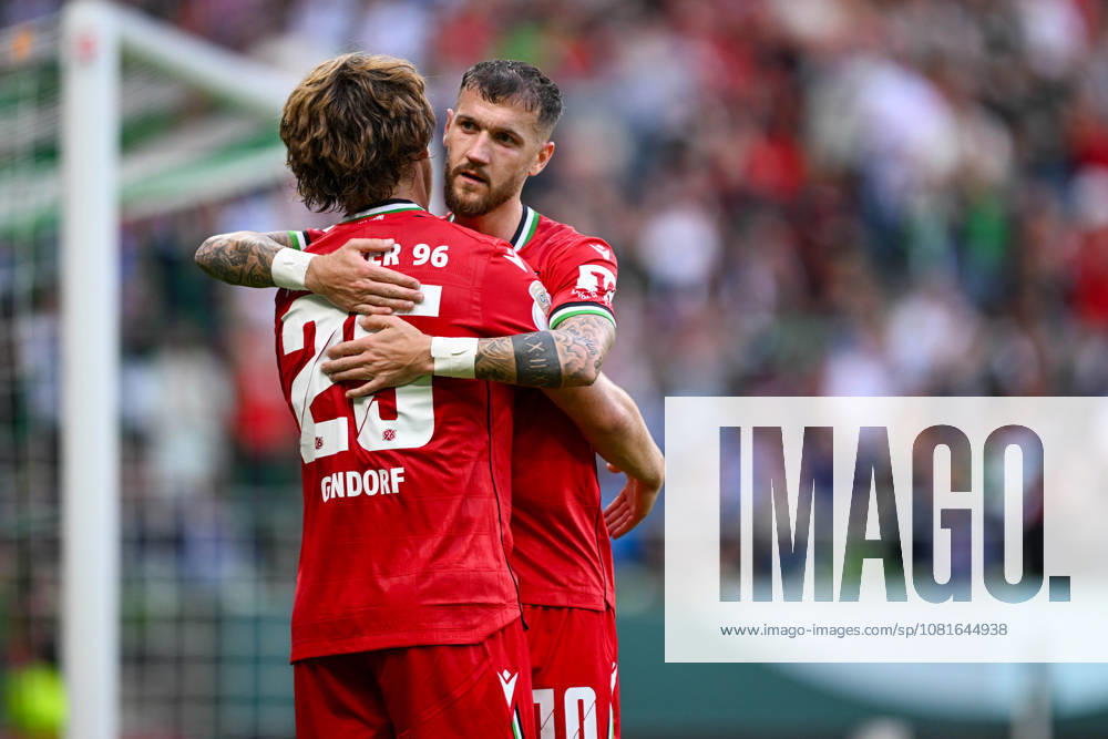 DFB Cup 26-27: SV Hemelingen vs. Hannover 96 on August 22, 2026, at the Weserstadion in Bremen—cheers, goal celebrations, goal scorers, goal scorer Lars Gindorf; Hannover celebrates after his goal to make it 0-6, with Marcel Hartel; Hannover MT