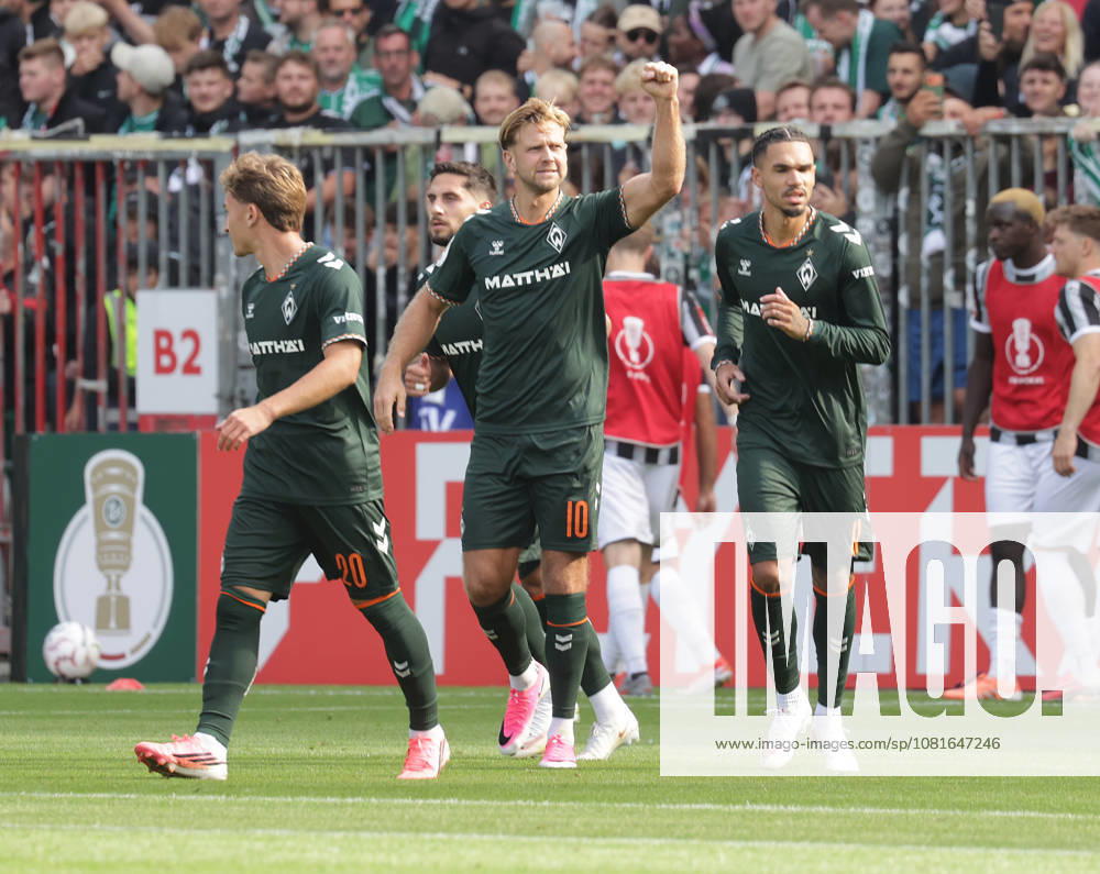 Goal celebration 0 2 by Niclas Füellkrug, SV Werder Bremen soccer, 2026–2027 season, Men, DFB Cup, 1st Round, Millerntor Stadium, Lüneburger SK vs. Werder Bremen. DFL REGULATIONS PROHIBIT ANY USE OF PHOTOGRAPHS AS IMAGE SEQUENCES AND OR QUASI-VIDEO