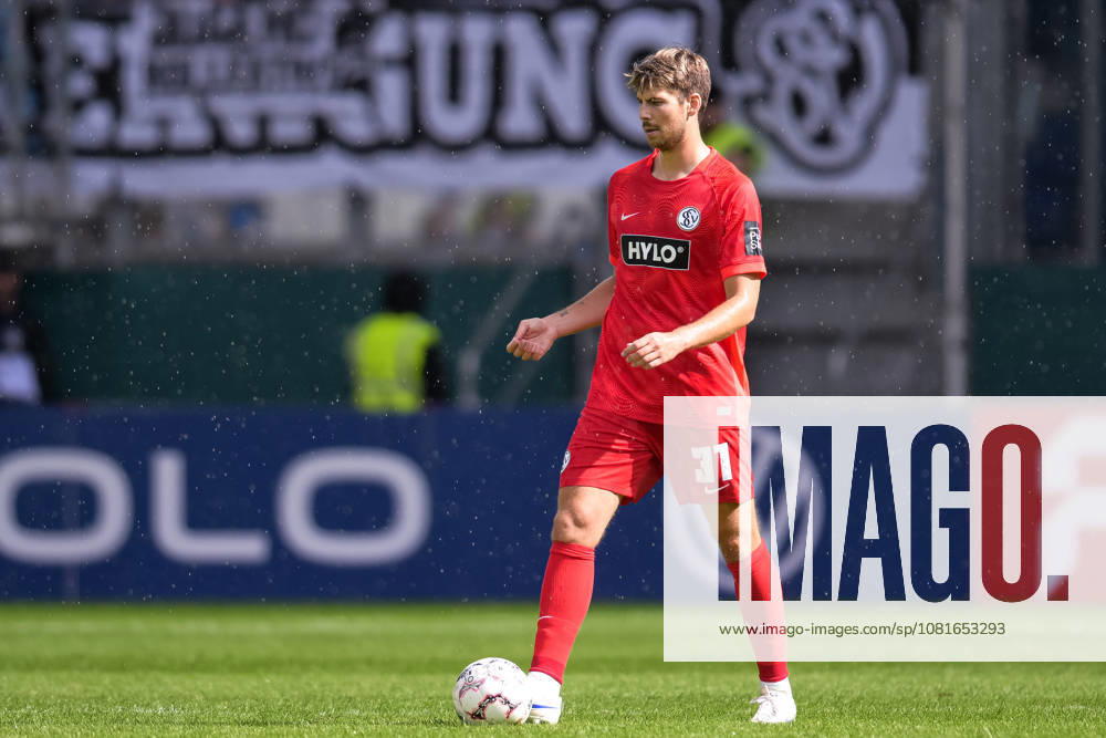 Soccer, DFB Cup, 20260822, MSV Duisburg vs. SV 07 Elversberg. Pictured: Maximilian ROHR, Elversberg, 31; Duisburg, Schauinsland Reisen Arena, North Rhine-Westphalia, Germany
