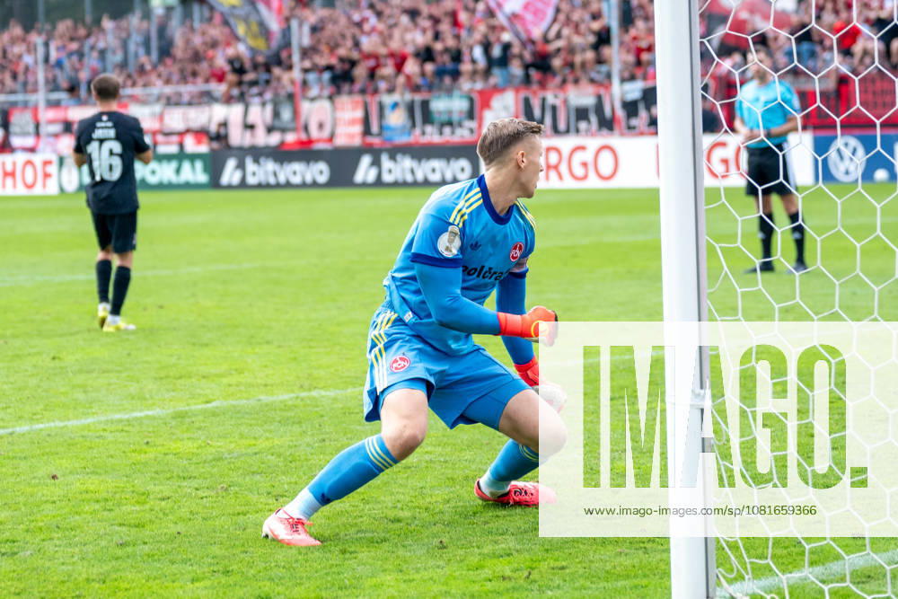 Niklas Jahn (Viktoria Cologne, 16) missed his penalty kick against Jan Reichert (1 FC Nuremberg, 01). Viktoria Cologne vs. 1 FC Nuremberg, Soccer, DFB Cup, 1st Round, 2026–2027 Season, August 22, 2026 DFL and DFB regulations prohibit any use of photographs as image sequences and or quasi-video Viktoria Cologne vs. 1 FC Nuremberg, Soccer, DFB Cup, Round 1, 2026–2027 season, August 22, 2026, Cologne