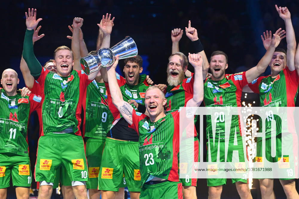 Award Ceremony: Magnus SAUGSTRUP, SC Magdeburg, with trophy, cup, player, team photo, team, squad, team photo, celebration,joy, excitement, handball Rexel Super Cup 2026 (men’s) SC Magdeburg vs. Füchse Berlin 38–30 on August 22, 2026, SAP GARDEN, Munich