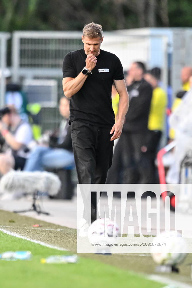 Arminia Bielefeld coach Oliver Kirch gestures during the DFB Cup first-round match between SG Sonnenhof Grossaspach and Arminia Bielefeld, at the Wir machen Druck Arena on August 22, 2026, in Grossaspach, Germany. Photo by Harry Langer, DeFodi Images. Coach Oliver Kirch of Arminia Bielefeld gestures during the DFB Cup first-round match between SG Sonnenhof Grossaspach and Arminia Bielefeld at the Wir machen Druck Arena on August 22, 2026 in Großaspach, Germany. Photo by Harry Langer, DeFodi Images. Photo by Harry Langer, DeFodi Images. DFB and DFL regulations prohibit any use of photographs as image sequences and or quasi-video.
