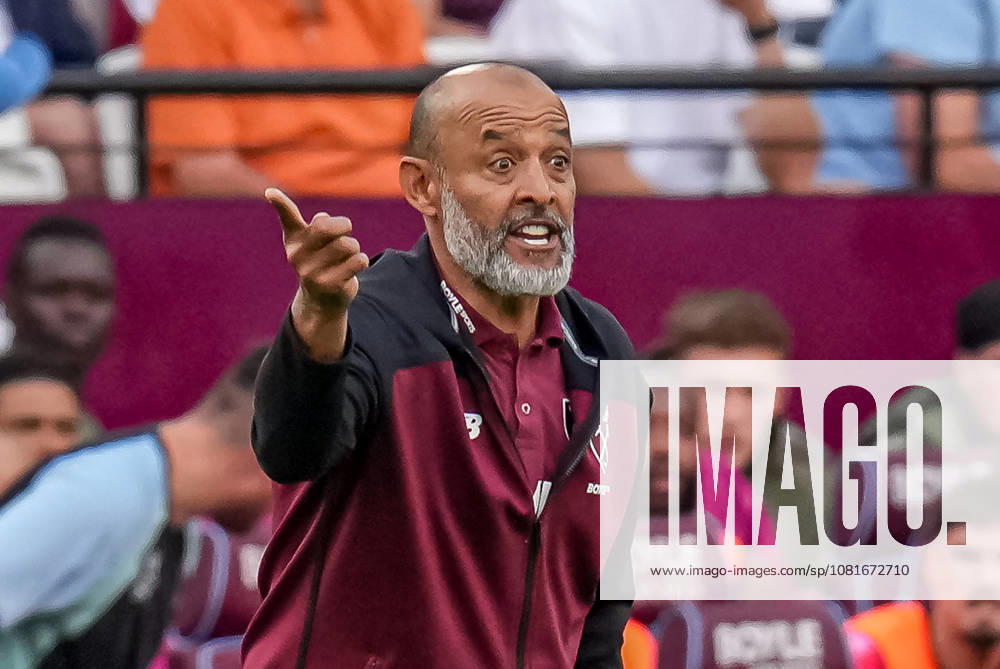 Nuno Espirito Santo (Manager) of West Ham United during the Sky Bet Championship match between West Ham United and Charlton Athletic at the Olympic Park, London, England on 22 August 2026.