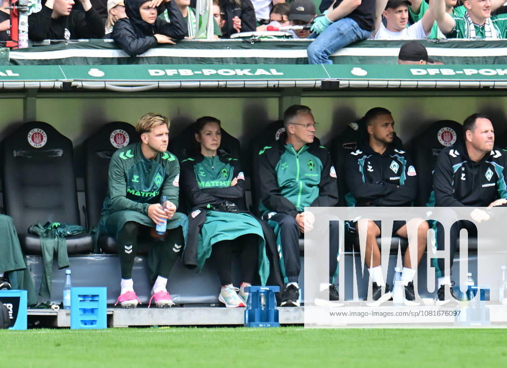 German Soccer, Men, DFB Cup, 1st Round, 2026–2027 Season, Hamburg, Lüneburger SK vs. Werder Bremen; Niclas Füllkrug of Werder sits on the bench after being substituted; DFB and DFL regulations prohibit any use of photographs as image sequences and or quasi-video; Hamburg Millerntorstadion, Hamburg, Germany