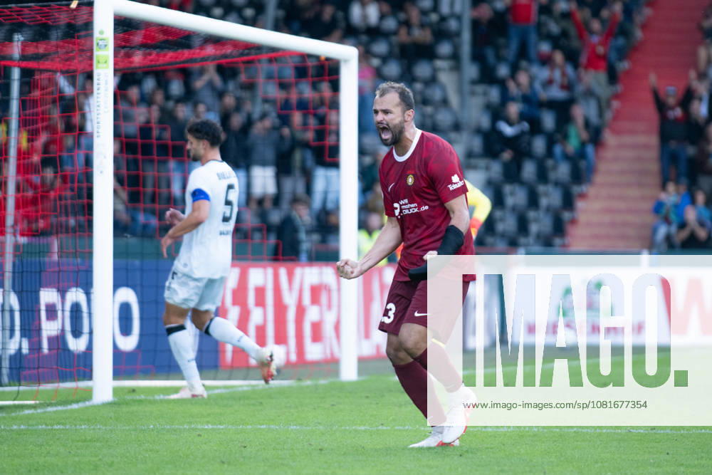 Fabian Eisele of SG Sonnenhof Grossaspach, 23, scores the 2-2 equalizer on a penalty kick; SG Sonnenhof Grossaspach vs. Arminia Bielefeld, soccer, GER, DFB Cup, 1st round, 2026–2027 season, August 22, 2026, Eibner Press Photo: Andreas Ulmer, SG Sonnenhof Grossaspach vs. Arminia Bielefeld, Soccer, GER, DFB Cup, Round 1, 2026–2027 season, August 22, 2026, Aspach
