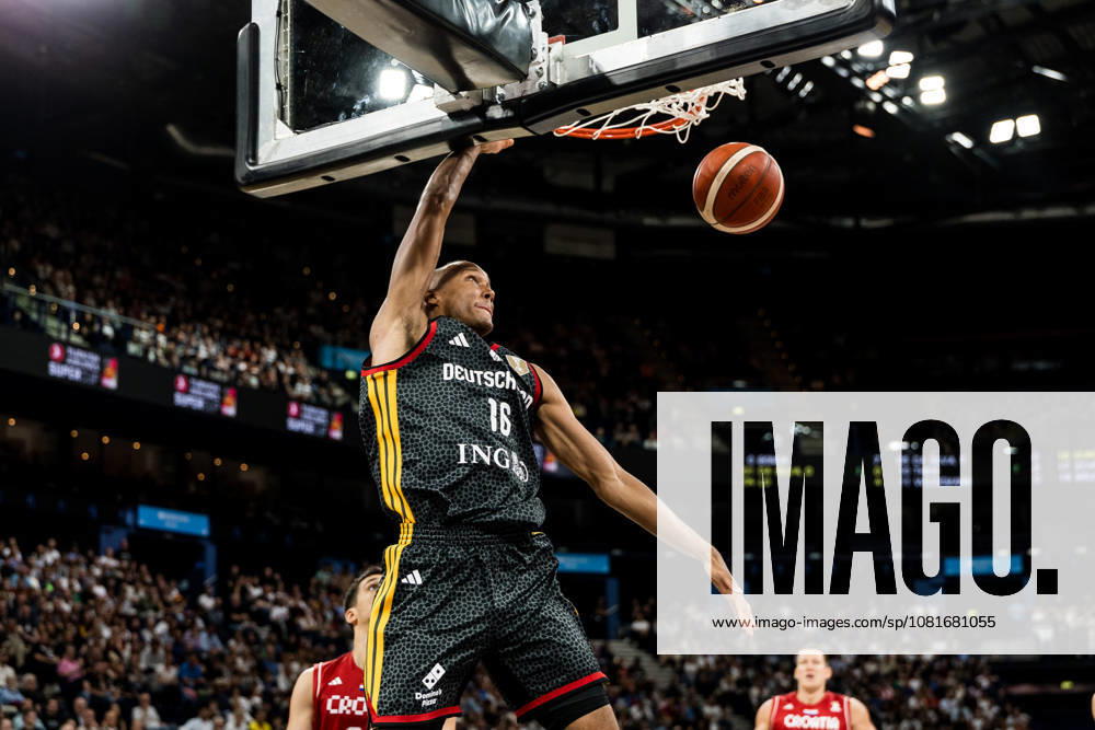 Louis Olinde (Germany, 16) dunking the ball during the Turkish Airlines Basketball Supercup final match between Germany vs. Croatia at Barclays Arena on August 22, 2026 in Hamburg, Germany. Hamburg Germany
