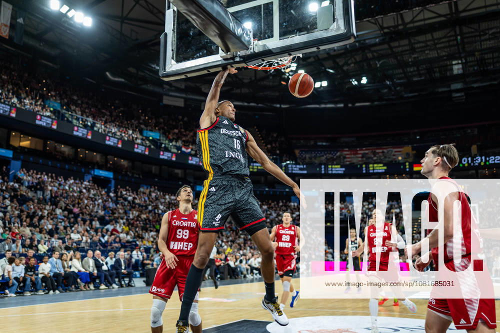 Turkish Airlines Supercup 2026 Final: Germany (GER) vs. Croatia (CRO) Louis Olinde (Germany, No. 16) Toni Nakic (Croatia, No. 99)
