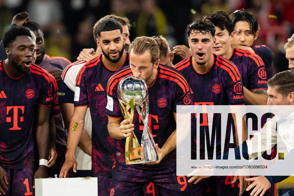 GER Germany, Soccer, 2026–2027 Season, Franz Beckenbauer Super Cup: Borussia Dortmund vs. FC Bayern Munich, Franz Beckenbauer Super Cup Winner 2026, FC Bayern Munich, Winners Photo, Harry Kane (FC Bayern Munich) kisses the trophy at Signal Iduna Park in Dortmund, North Rhine-Westphalia (NRW), Germany