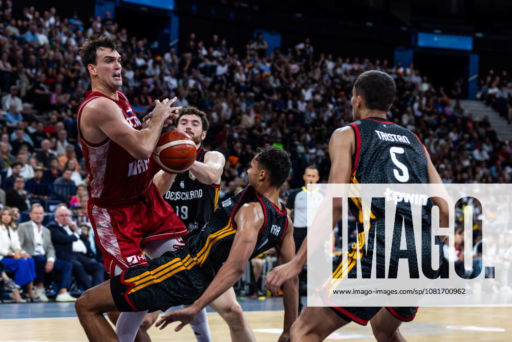 GER, 2026 Turkish Airlines Super Cup, Hamburg, Final, Germany vs. Croatia: Dario Saric (Croatia), 9, Oscar Da Silva (Germany), 1, Hamburg Barclays Arena, Hamburg, Germany