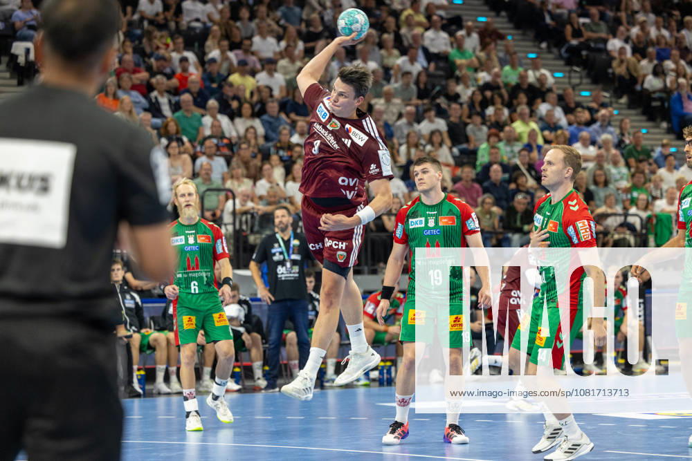 Shot on goal by Frederik Simak (Füchse Berlin, 09), SC Magdeburg vs. Füchse Berlin, Handball, HBL, REXEL SUPER CUP, 2026, 22.08.2026 Munich SAP Garden Germany