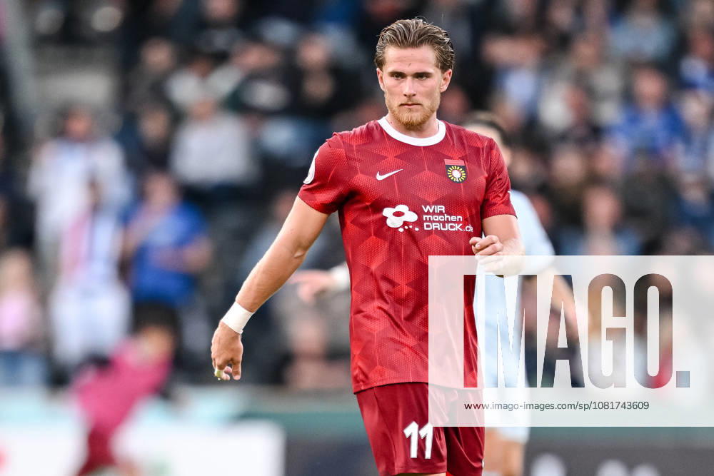 Tim Rossmann of SG Sonnenhof Grossaspach looks on during the DFB Cup first-round match between SG Sonnenhof Grossaspach and Arminia Bielefeld, Wir machen Druck Arena on August 22, 2026, in Grossaspach, Germany Photo by Harry Langer DeFodi Images Tim Rossmann of SG Sonnenhof Grossaspach looks on during the DFB Cup first-round match between SG Sonnenhof Grossaspach and Arminia Bielefeld at Wir machen Druck Arena on August 22, 2026 in Grossaspach, Germany. Photo by Harry Langer, DeFodi Images. Photo by Harry Langer, DeFodi Images. DFB and DFL regulations prohibit any use of photographs as image sequences and or quasi-video.