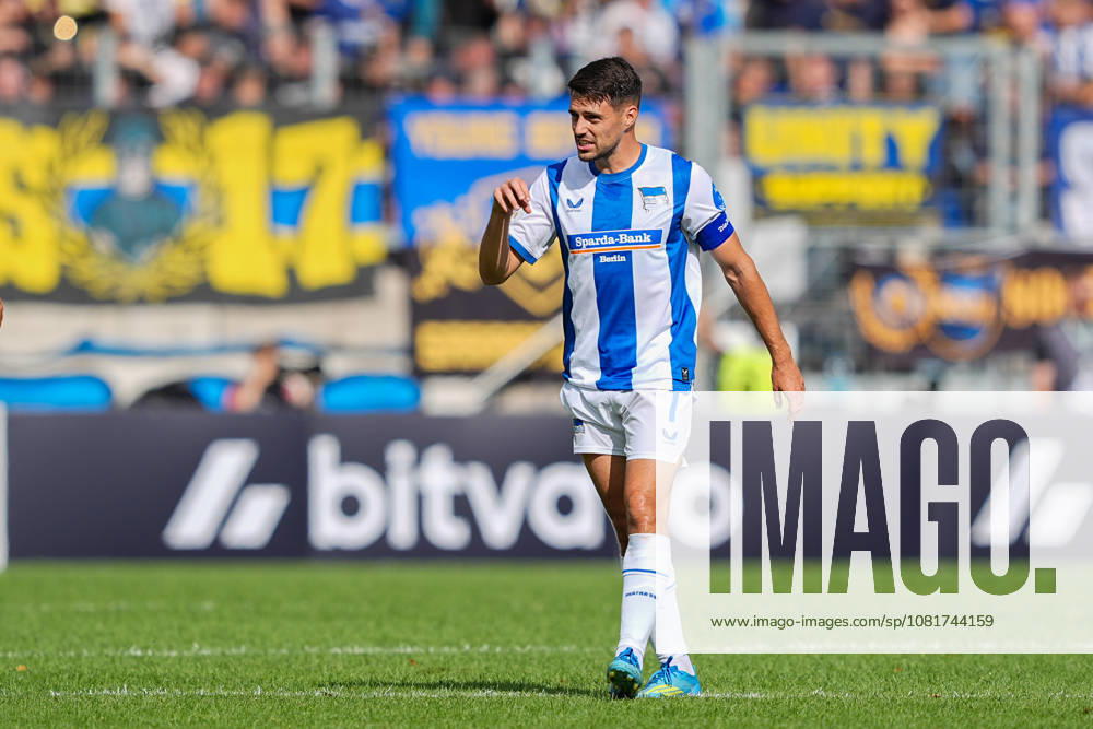 Soccer, DFB Cup, 1. FC Saarbrücken vs. Hertha BSC, 2026–2027 season, Ludwigspark Stadium, Josip Brekalo, Hertha BSC, 7. DFB regulations prohibit any use of photographs as image sequences and or quasi-video