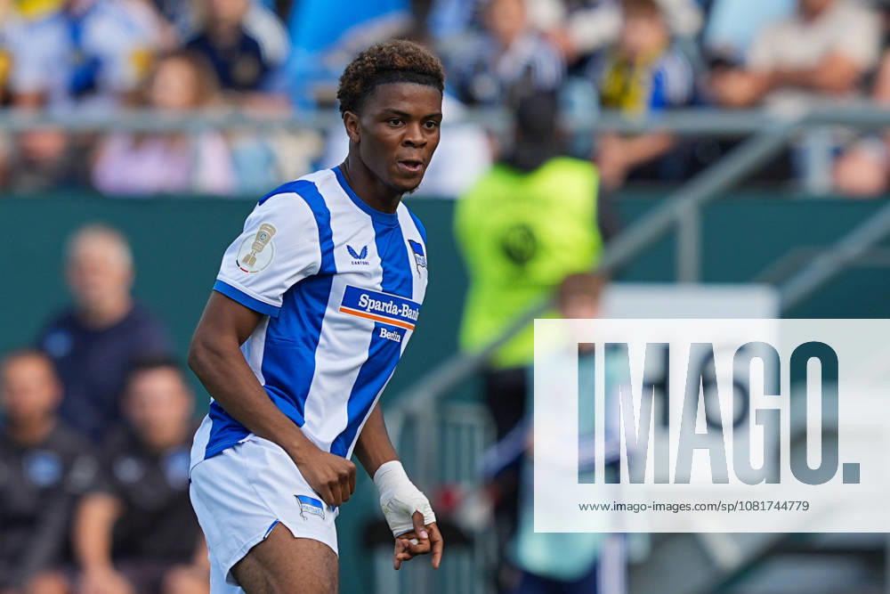 Soccer, DFB Cup, 1 FC Saarbrücken vs. Hertha BSC, 2026–2027 season, Ludwigsparkstadion, Farid Alfa Ruprecht, Hertha BSC, 20 DFB regulations prohibit any use of photographs as image sequences and or quasi-video
