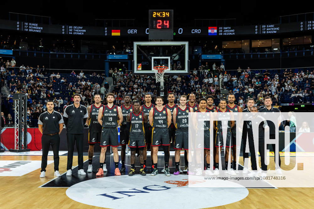 Turkish Airlines Supercup 2026 Final Germany GER Croatia CRO Team Germany Roberto Molina Romero (Germany), Assistant Coach Alex Mumbru (Germany), National Team Coach Daniel Theis (Germany), No. 10 Kay Patrick Bruhnke (Germany), No. 19 Isaac Bonga Germany, No. 00 Dennis Schröder Schroeder Germany, No. 17 Schröder Schroder Tristan Da Silva Germany, No. 05 David Krämer Germany, No. 44 Kraemer Kramer Oscar da Silva Germany, No. 01 Malte Delow Germany, No. 20 Louis Olinde Germany, No. 16 Maodo Lo Germany, No. 04 Kostja Mushidi Germany, No. 29 Nelson Weidemann Germany, No. 11 Johannes Thiemann Germany, No. 32 Alan Ibrahimagic Germany, Assistant Coach Sebastian Trzcionka Germany, Assistant Coach