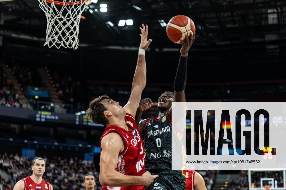 Turkish Airlines Supercup 2026 Final Germany (GER) vs. Croatia (CRO) Isaac Bonga (Germany, No. 00) Ivica Zubac (Croatia, No. 40)