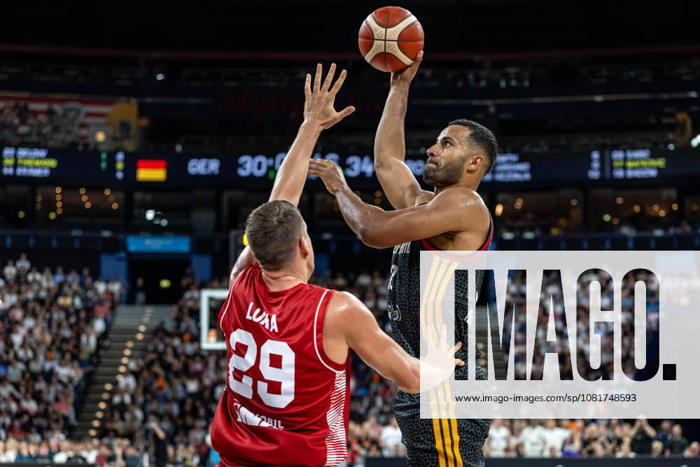 Basketball Hamburg, August 22, 2026—Turkish Airlines Supercup 2026 Final: Germany (GER) vs. Croatia (CRO)—Johannes Thiemann (Germany, No. 32) vs. Luka Bozic (Croatia, No. 29)