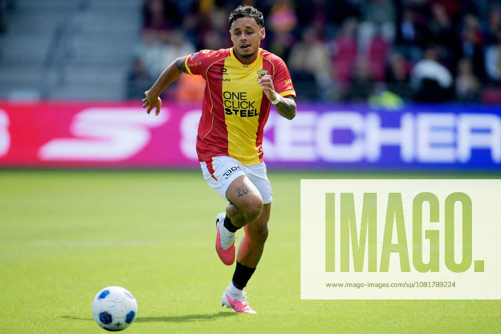 2026-08-23 Go Ahead Eagles v ADO Den Haag - VriendenLoterij Eredivisie DEVENTER, NETHERLANDS - AUGUST 23: Dean James of Go Ahead Eagles during the VriendenLoterij Eredivisie match between Go Ahead Eagles and ADO Den Haag at De Adelaarshorst on August 23, 2026 in Deventer, Netherlands. Deventer De Adelaarshorst Netherlands Content not available for redistribution in The Netherlands directly or indirectly through any third parties.