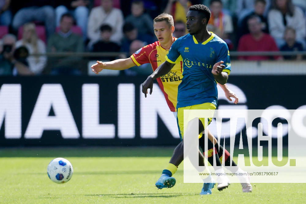 2026-08-23 Go Ahead Eagles v ADO Den Haag - VriendenLoterij Eredivisie DEVENTER, NETHERLANDS - AUGUST 23: (L-R) Mathis Suray of Go Ahead Eagles, Yannick Eduardo of ADO Den Haag during the VriendenLoterij Eredivisie match between Go Ahead Eagles and ADO Den Haag at De Adelaarshorst on August 23, 2026 in Deventer, Netherlands. Deventer De Adelaarshorst Netherlands Content not available for redistribution in The Netherlands directly or indirectly through any third parties.