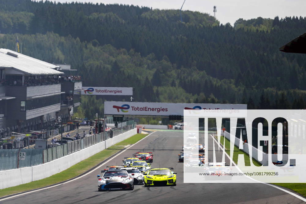 AUTO - ELMS - 4 HOURS OF SPA-FRANCORCHAMPS 2026 59 MCINTOSH Anthony (usa), FOSSARD Marius (fra), THOMPSON Parker (can), Racing Spirit of Léman, Aston Martin Vantage AMR LMGT3, LMGT3, action, 33 MCDONALD Blake (usa), UDELL Alec (usa), EASTWOOD Charlie (irl), TF Corvette Z06 LMGT3.R, LMGT3, action, start of the race during the 4 Hours of Spa-Francorchamps, 4th round of the 2026 European Le Mans Series on the Circuit de Spa-Francorchamps from August 21 to 23, 2026 in Stavelot, Belgium - StavelotBelgium
