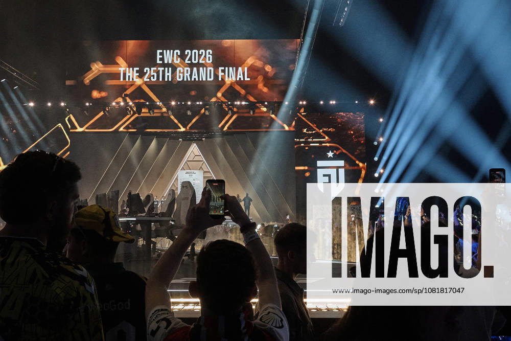 Paris France.23 Aout 2026 Edition 2026 de la Coupe du Monde d Esport 7ᵉ semaine de l Esports World Cup 2026 finales de Counter-Strike 2 a l EWC 2026, a l Accor Arena 2026 edition of the Esports World Cup 7th week of the Esports World Cup 2026 Counter-Strike 2 finals at the EWC 2026, at the Accor Arena in Paris, France.August 23, 2026 NEWS, ILLUSTRATION ESPORT, JEUX VIDEOS, JEU VIDEO, COMPETITION, TOURNOI, ILLUSTRATION, ELECTRONIQUE, E SPORT, GAMER, GAMERS COMPETITION NEWS, ESPORT ILLUSTRATION, VIDEO GAMES, VIDEO GAME, COMPETITION, TOURNAMENT, ILLUSTRATION, ELECTRONIC SPORT, E SPORT, GAMER, GAMERS COMPETITION SPECTATEUR AMBIANCE NEWS, ESPORT ILLUSTRATION, VIDEO GAMES, VIDEO GAME, COMPETITION, TOURNAMENT, ILLUSTRATION, ESPORT, ESPORT, GAMER, GAMERS COMPETITION NEWS, ESPORT ILLUSTRATION, VIDEO GAMES, VIDEO GAME, COMPETITION, TOURNAMENT, ILLUSTRATION, ELECTRONIC SPORT, E SPORT, GAMER, GAMERS COMPETITION SPECTATOR ATMOSPHERE