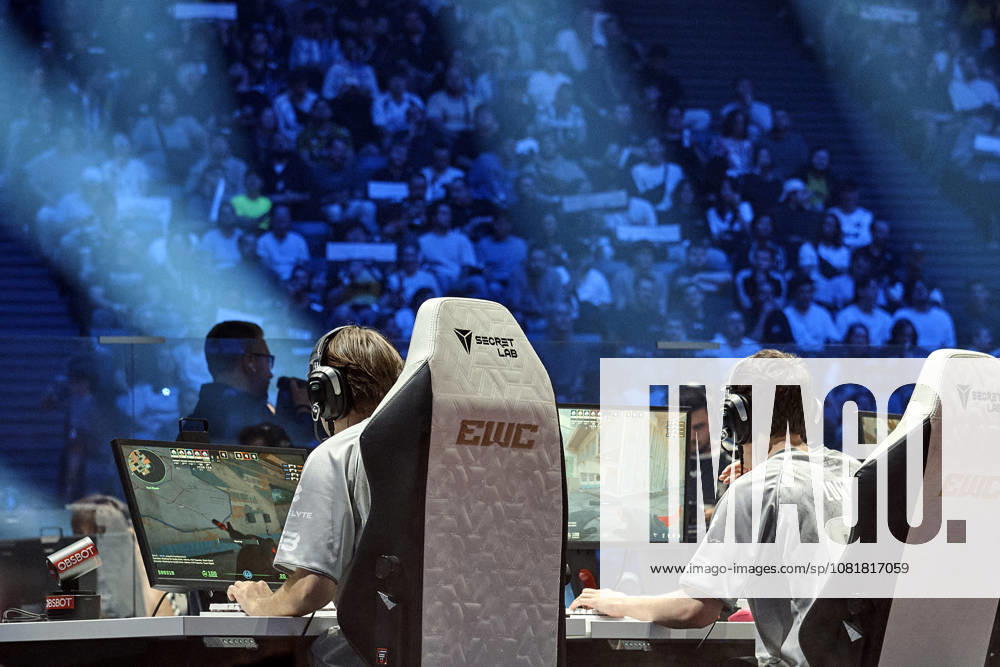 Paris France.23 Aout 2026 Edition 2026 de la Coupe du Monde d Esport 7ᵉ semaine de l Esports World Cup 2026 finales de Counter-Strike 2 a l EWC 2026, a l Accor Arena 2026 edition of the Esports World Cup 7th week of the Esports World Cup 2026 Counter-Strike 2 finals at the EWC 2026, at the Accor Arena in Paris, France.August 23, 2026 NEWS, ILLUSTRATION ESPORT, JEUX VIDEOS, JEU VIDEO, COMPETITION, TOURNOI, ILLUSTRATION, ELECTRONIQUE, E SPORT, GAMER, GAMERS COMPETITION NEWS, ESPORT ILLUSTRATION, VIDEO GAMES, VIDEO GAME, COMPETITION, TOURNAMENT, ILLUSTRATION, ELECTRONIC SPORT, E SPORT, GAMER, GAMERS COMPETITION SPECTATEUR AMBIANCE NEWS, ESPORT ILLUSTRATION, VIDEO GAMES, VIDEO GAME, COMPETITION, TOURNAMENT, ILLUSTRATION, ESPORT, ESPORT, GAMER, GAMERS COMPETITION NEWS, ESPORT ILLUSTRATION, VIDEO GAMES, VIDEO GAME, COMPETITION, TOURNAMENT, ILLUSTRATION, ELECTRONIC SPORT, E SPORT, GAMER, GAMERS COMPETITION SPECTATOR ATMOSPHERE